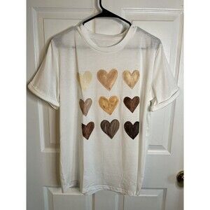 Women’s White Heart Graphic Short Sleeve T-shirt Size Large NWOT